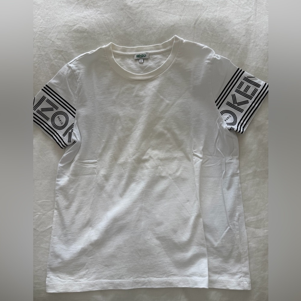 Kenzo white Tee with Black Logo Accents. Size S